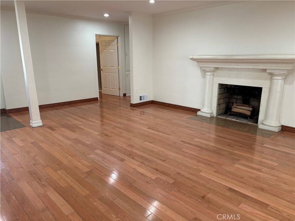 11246 Lull Street Property Photo 13