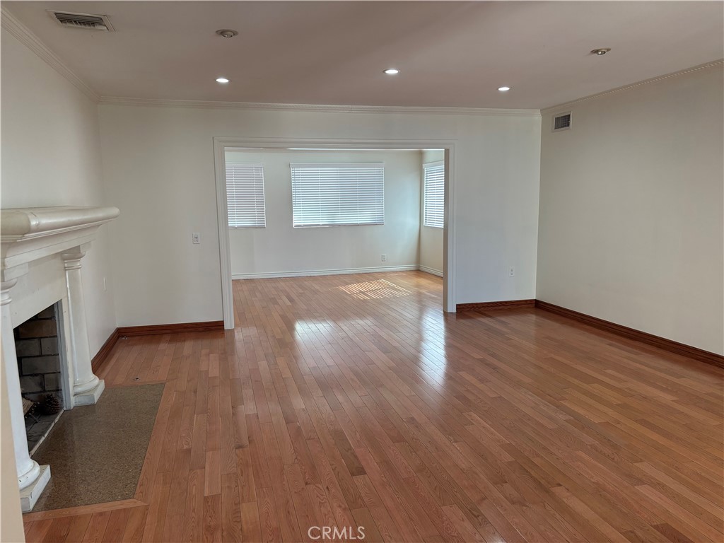 11246 Lull Street Property Photo 16