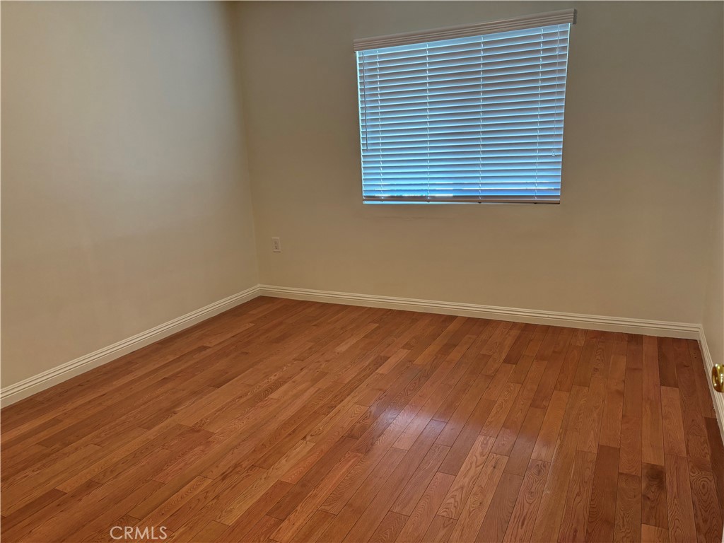 11246 Lull Street Property Photo 19