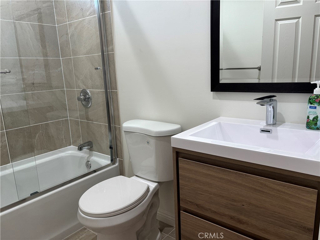 11246 Lull Street Property Photo 24