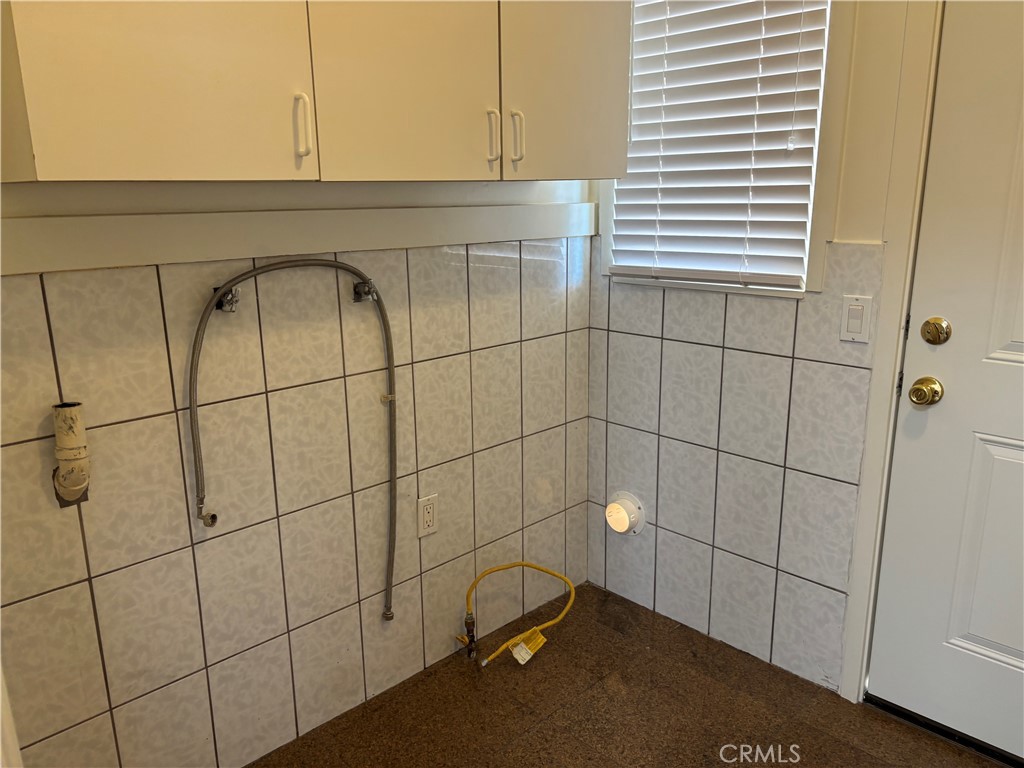 11246 Lull Street Property Photo 26