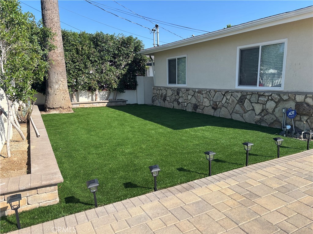 11246 Lull Street Property Photo 27