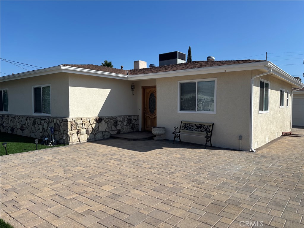 11246 Lull Street Property Photo 30