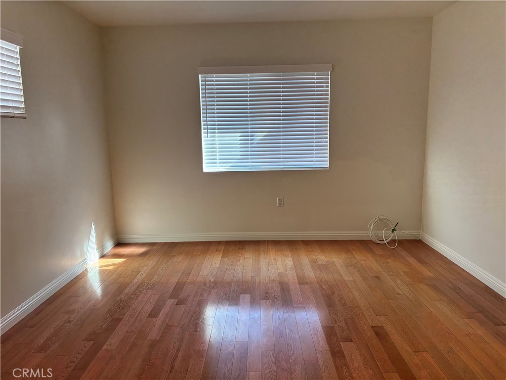 11246 Lull Street Property Photo 33