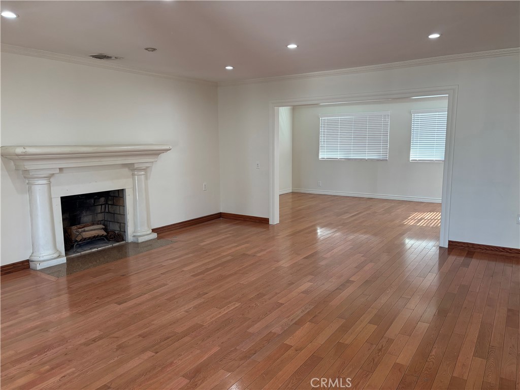11246 Lull Street Property Photo 37