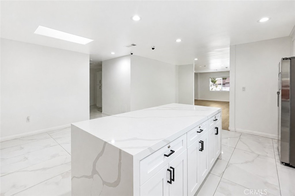7035 Calhoun Avenue Property Photo 8