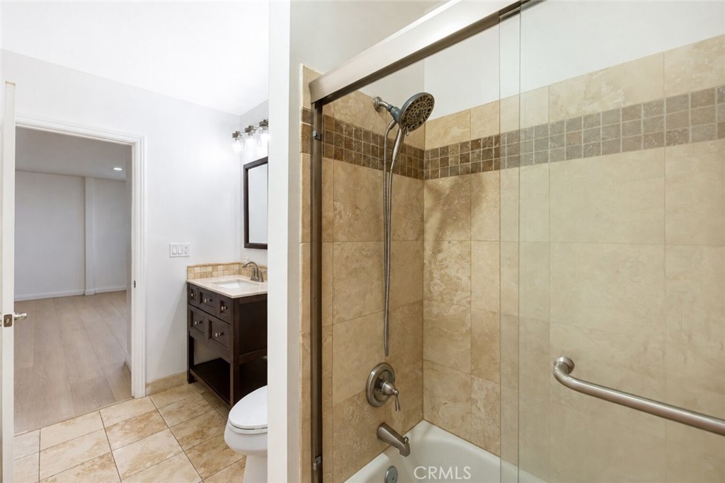 7035 Calhoun Avenue Property Photo 10