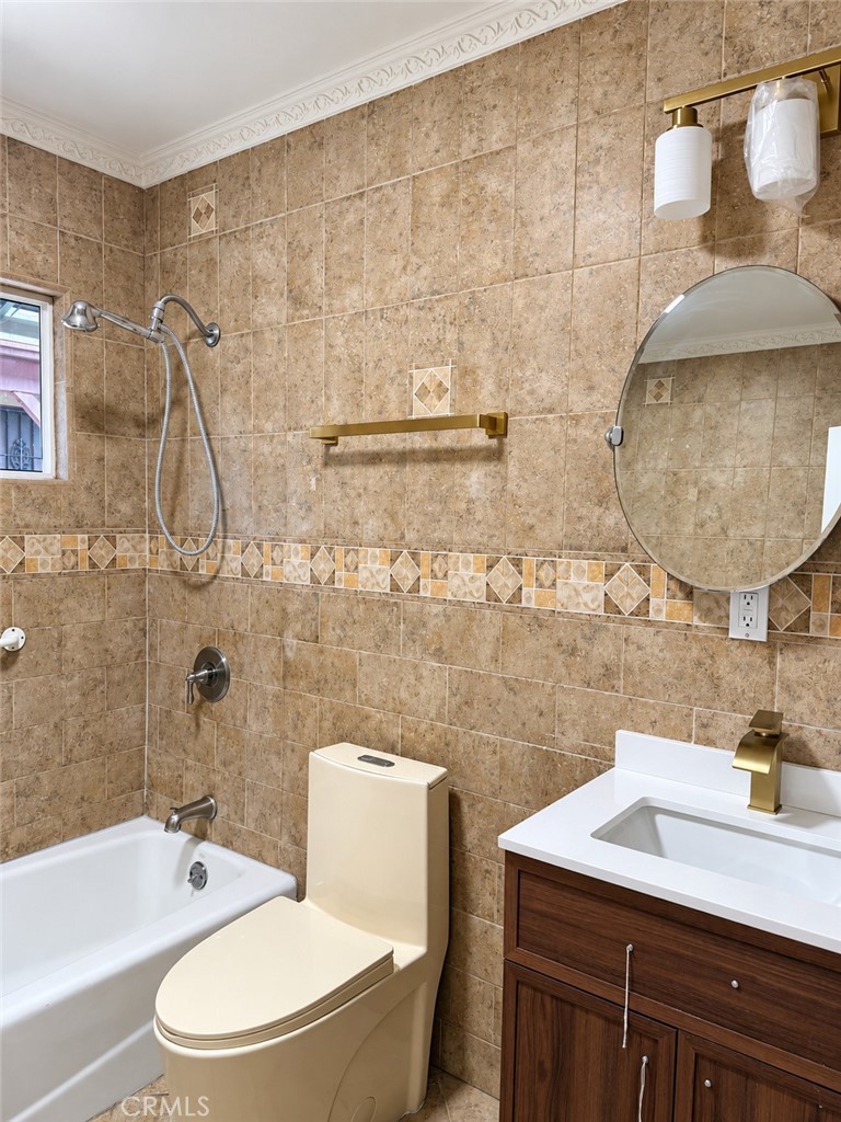 7881 Claybeck Avenue Property Photo 18