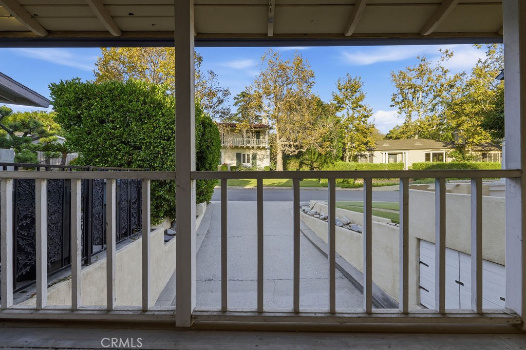 1731 La Cresta Drive Property Photo 44