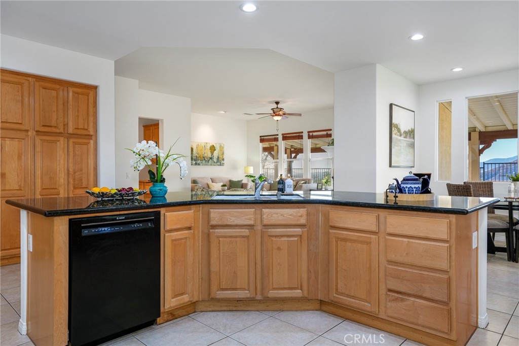 5777 Indian Pointe Drive Property Photo 26