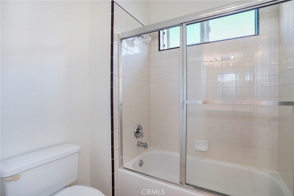 5777 Indian Pointe Drive Property Photo 54