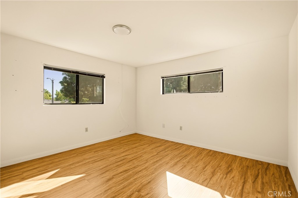 531 N Niagara Property Photo 38