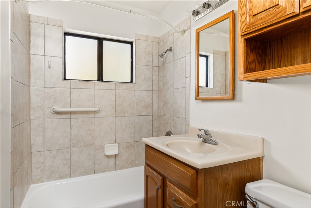 531 N Niagara Property Photo 10