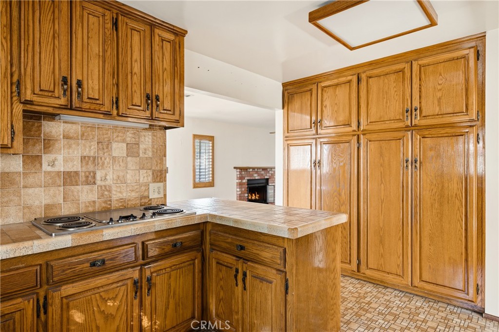 531 N Niagara Property Photo 22