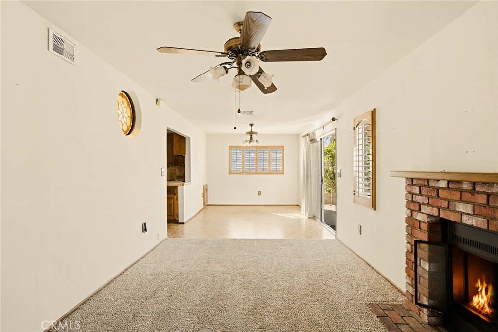 531 N Niagara Property Photo 24