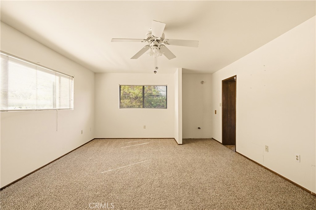 531 N Niagara Property Photo 30