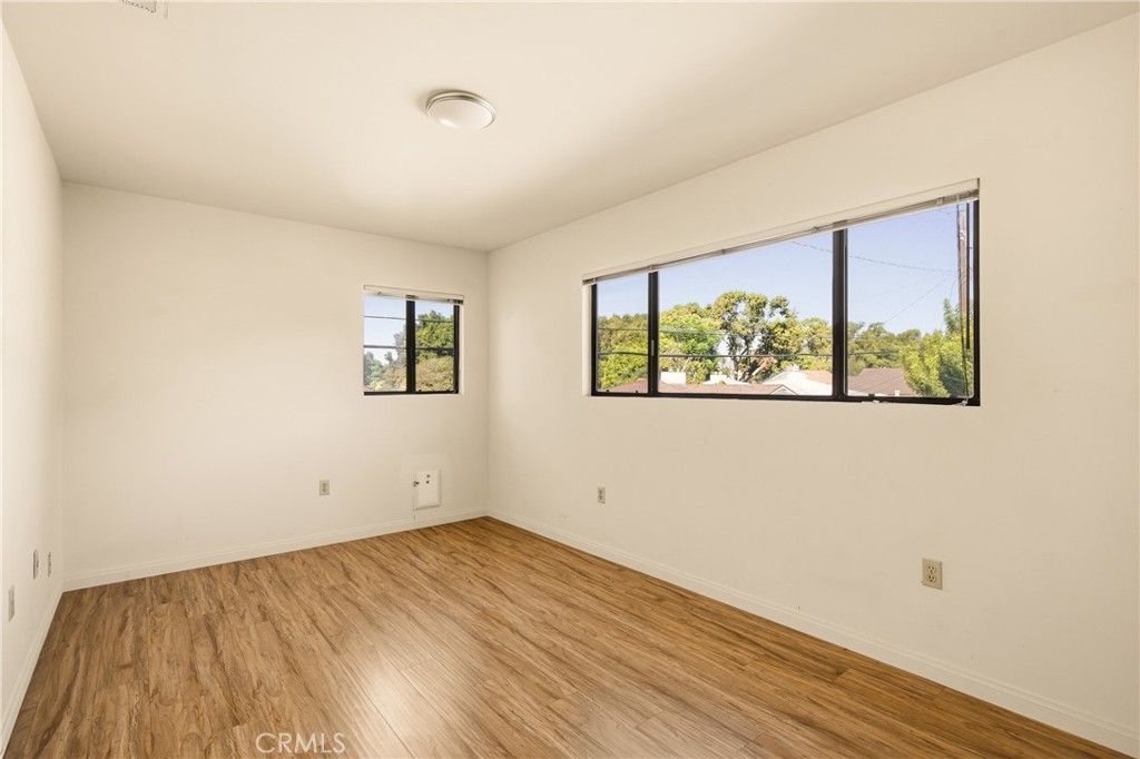 531 N Niagara Property Photo 40
