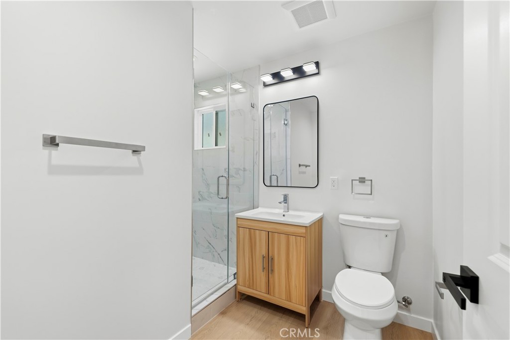 835 E Lomita A Property Photo 10