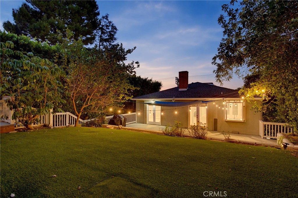 11423 Sunshine Terrace Property Photo 5