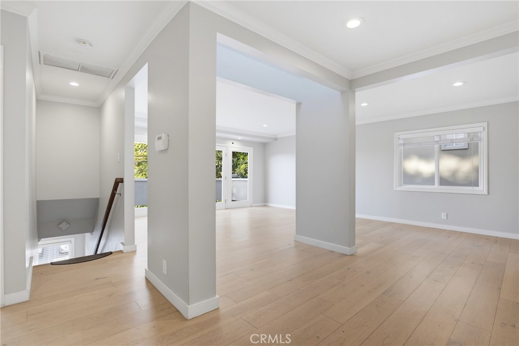 11423 Sunshine Terrace Property Photo 9