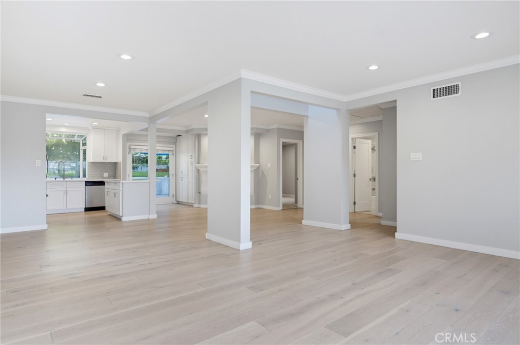 11423 Sunshine Terrace Property Photo 14