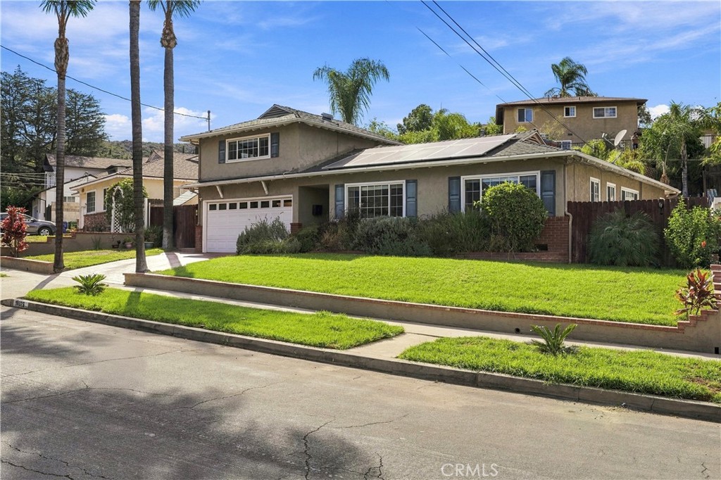 10323 Newhome Property Photo 2