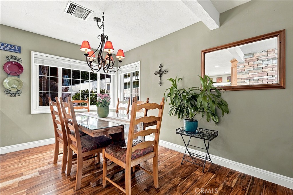 10323 Newhome Property Photo 12