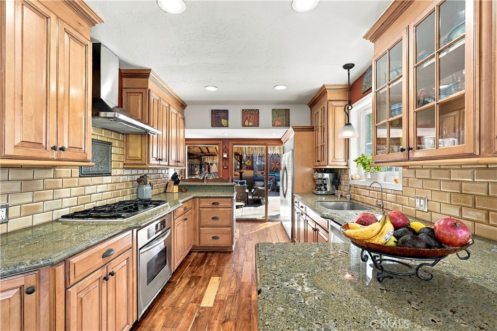 10323 Newhome Property Photo 13