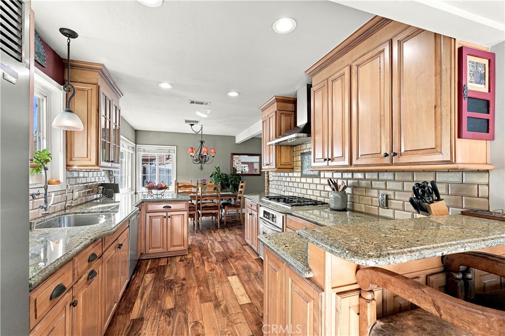 10323 Newhome Property Photo 14