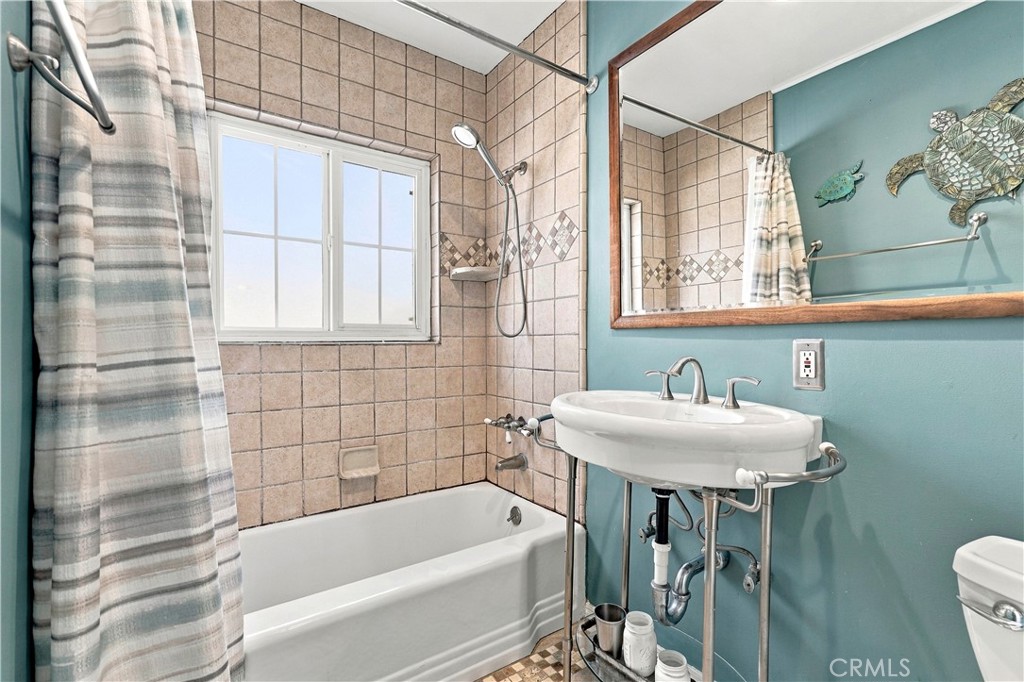 10323 Newhome Property Photo 16