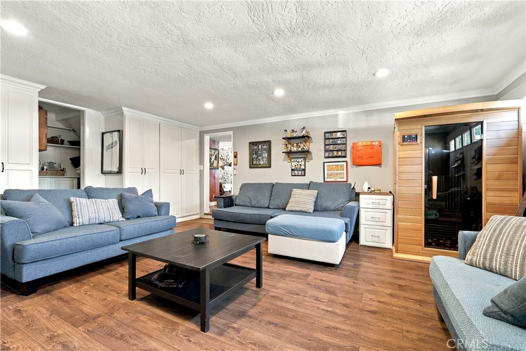 10323 Newhome Property Photo 28