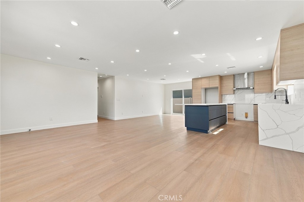 10902 Tujunga Canyon Property Photo 6