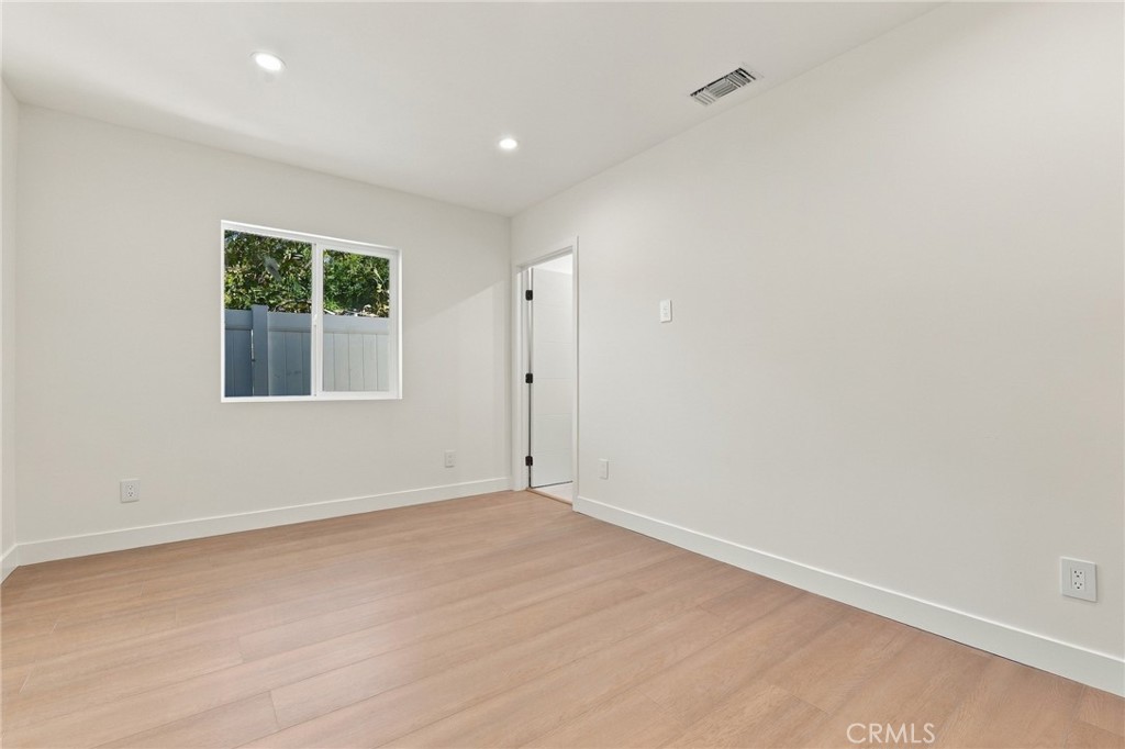 10902 Tujunga Canyon Property Photo 12