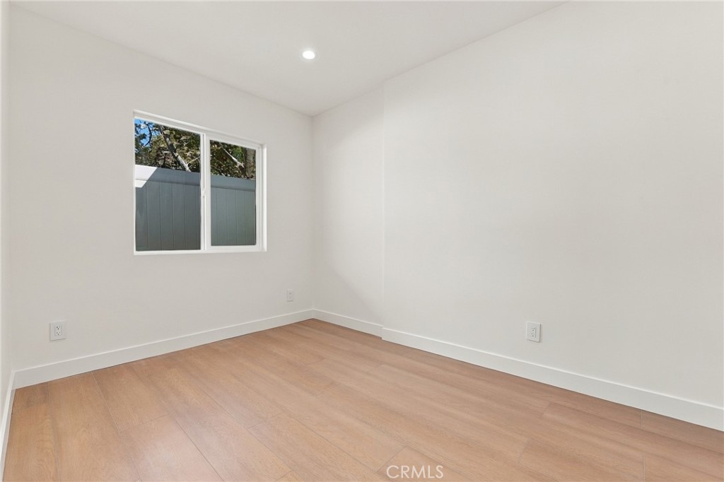 10902 Tujunga Canyon Property Photo 17