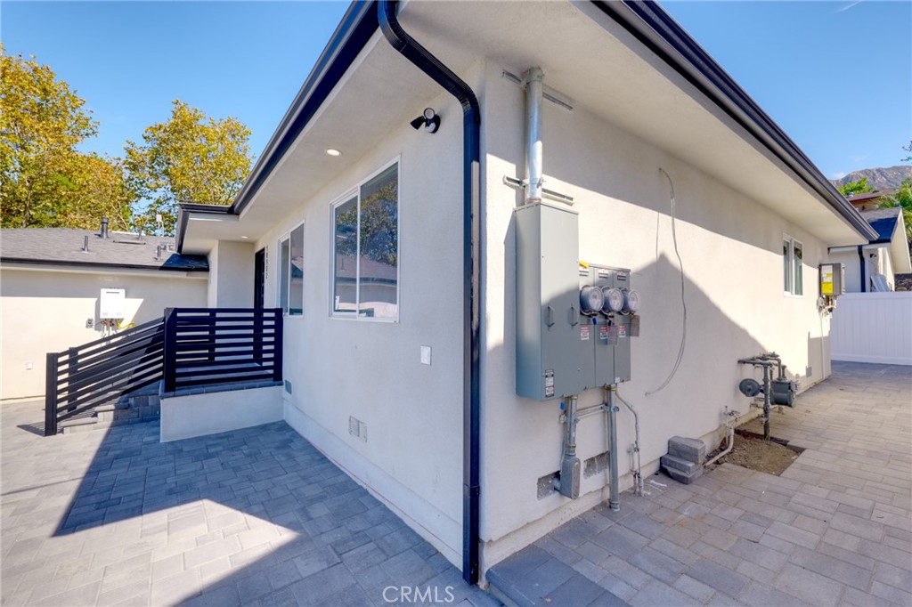 10902 Tujunga Canyon Property Photo 22