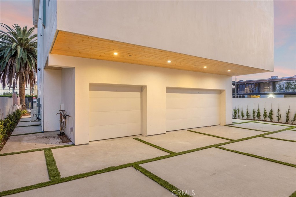 6239 Banner Avenue Property Photo 15