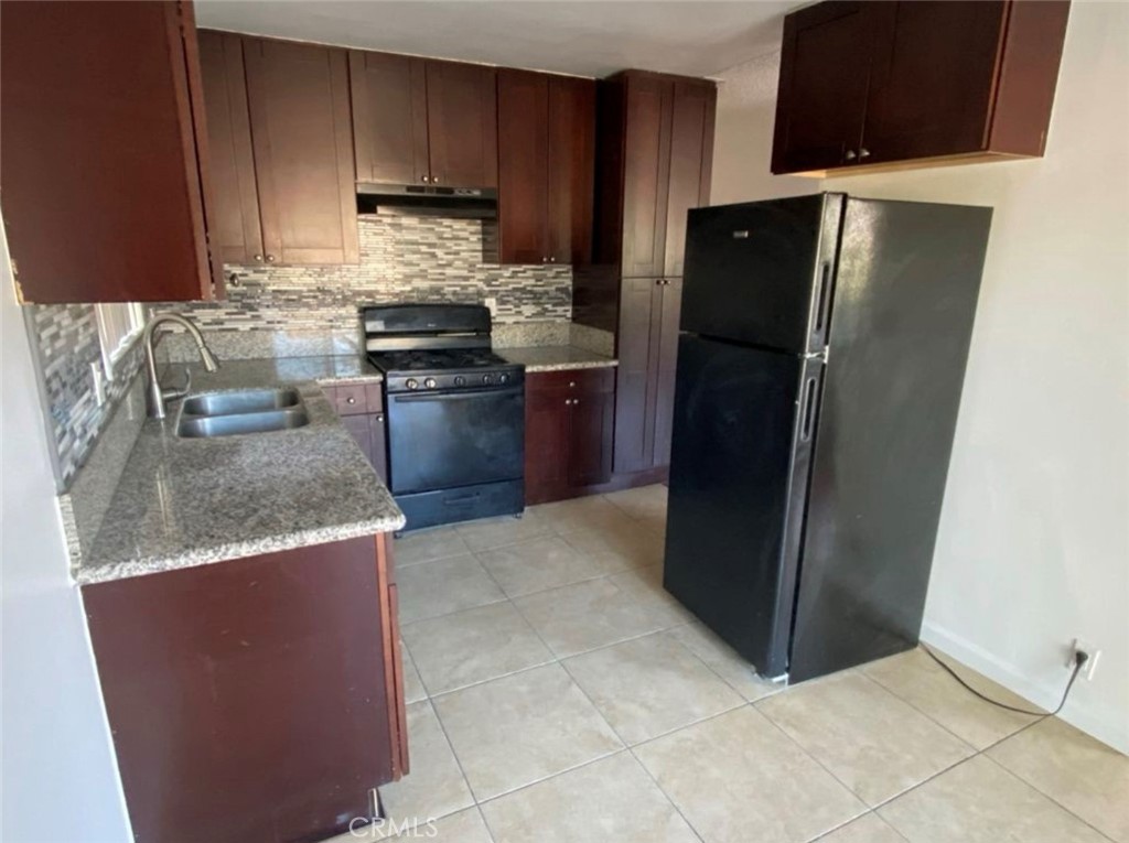 2910 Acresite Street Property Photo 9