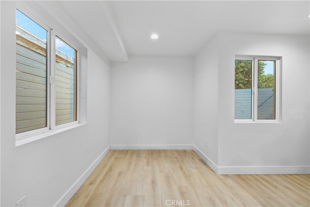 1029 Lord Street Property Photo 16