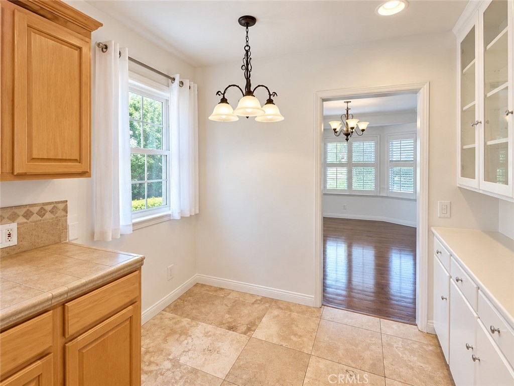 1104 N Screenland Drive Property Photo 15