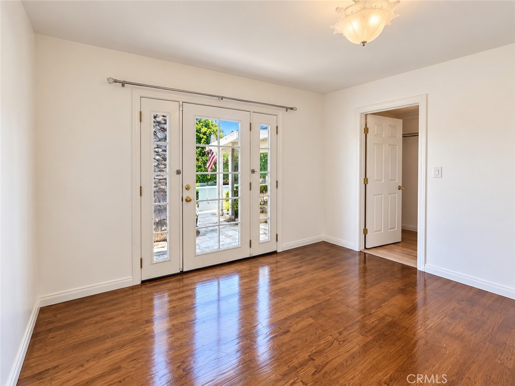 1104 N Screenland Drive Property Photo 20