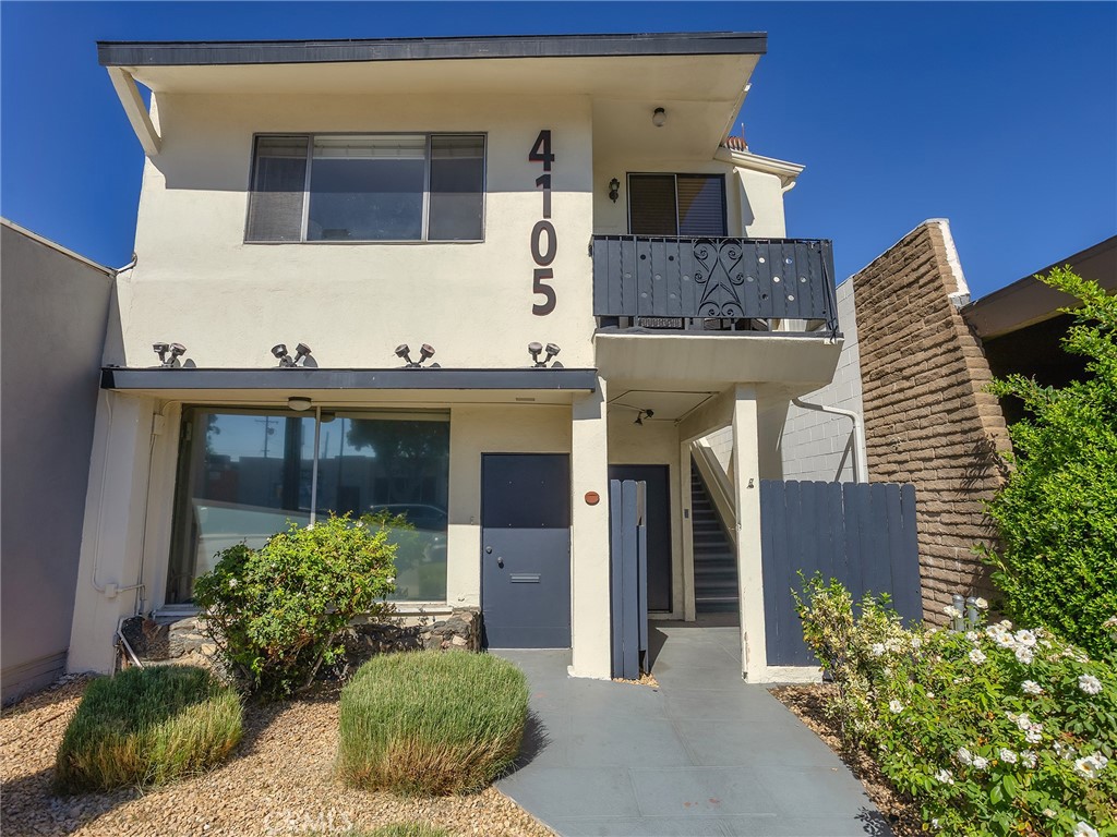 4105 W Magnolia Boulevard Property Photo 1