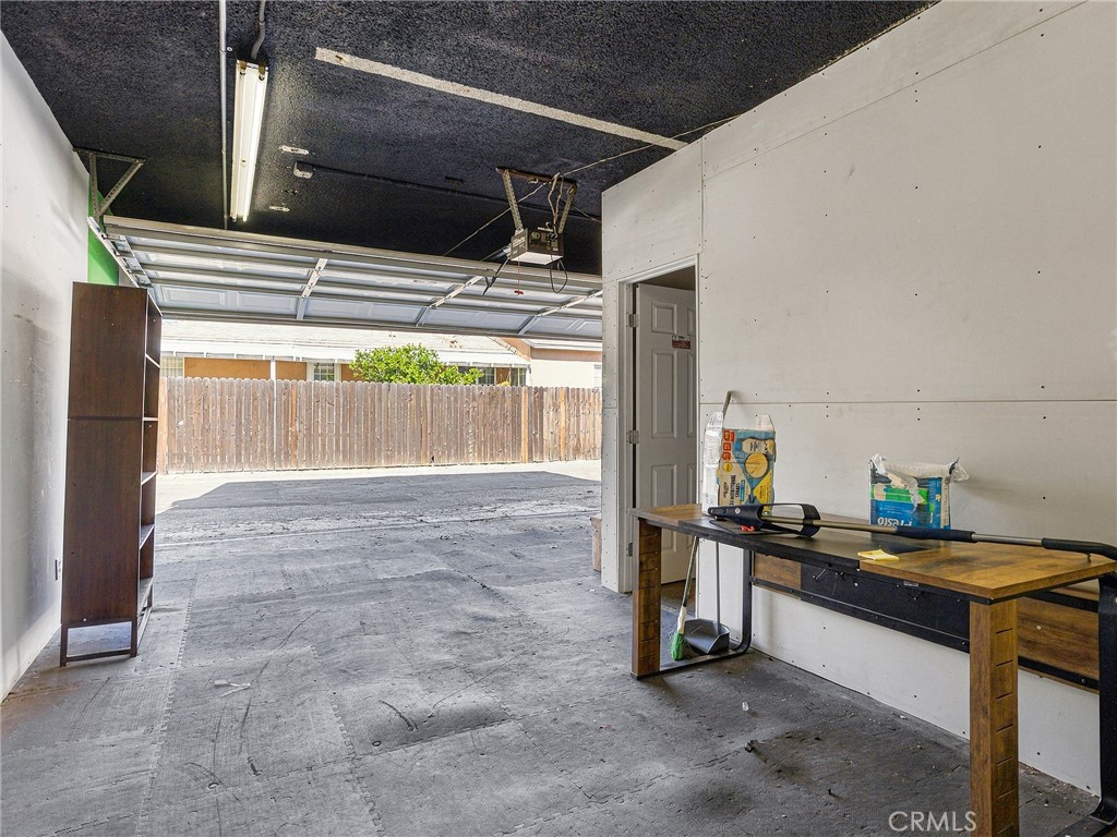 4105 W Magnolia Boulevard Property Photo 15