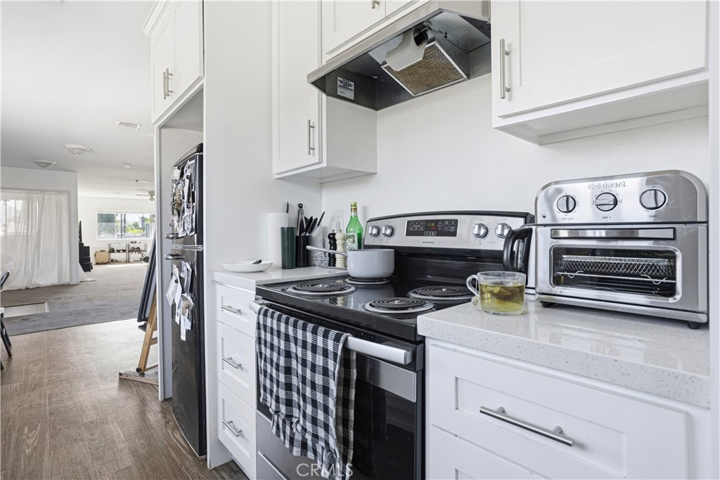 4105 W Magnolia Boulevard Property Photo 18