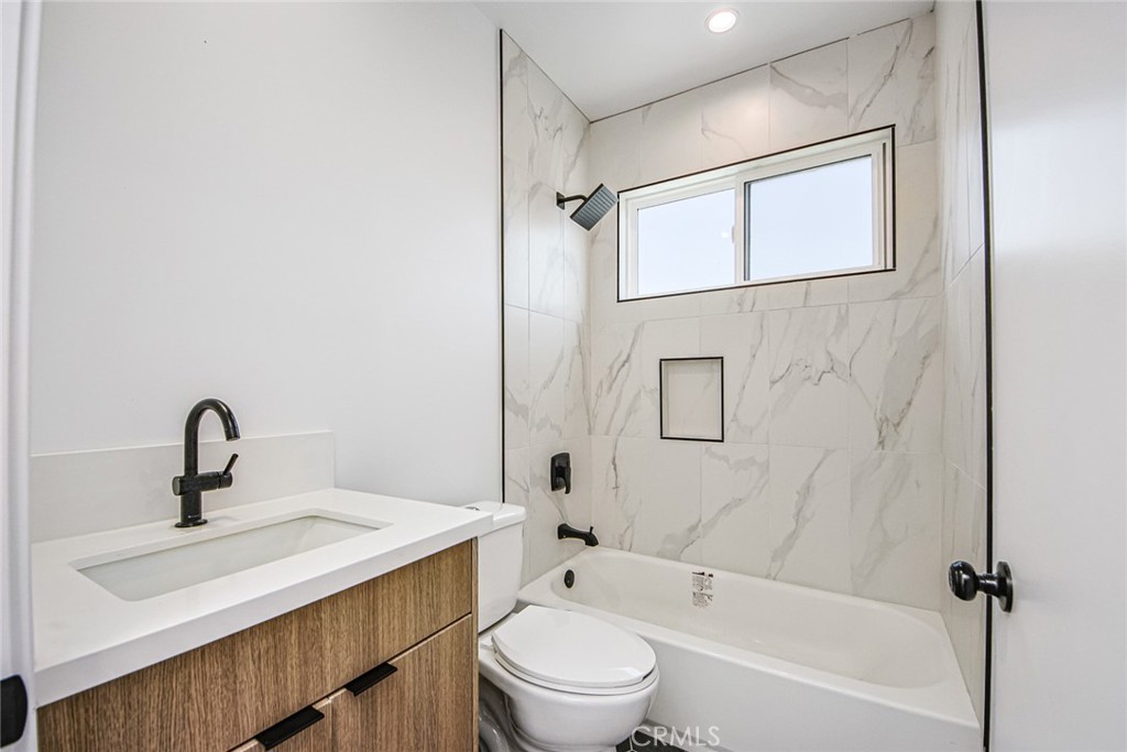 6453 Troost Avenue Property Photo 28