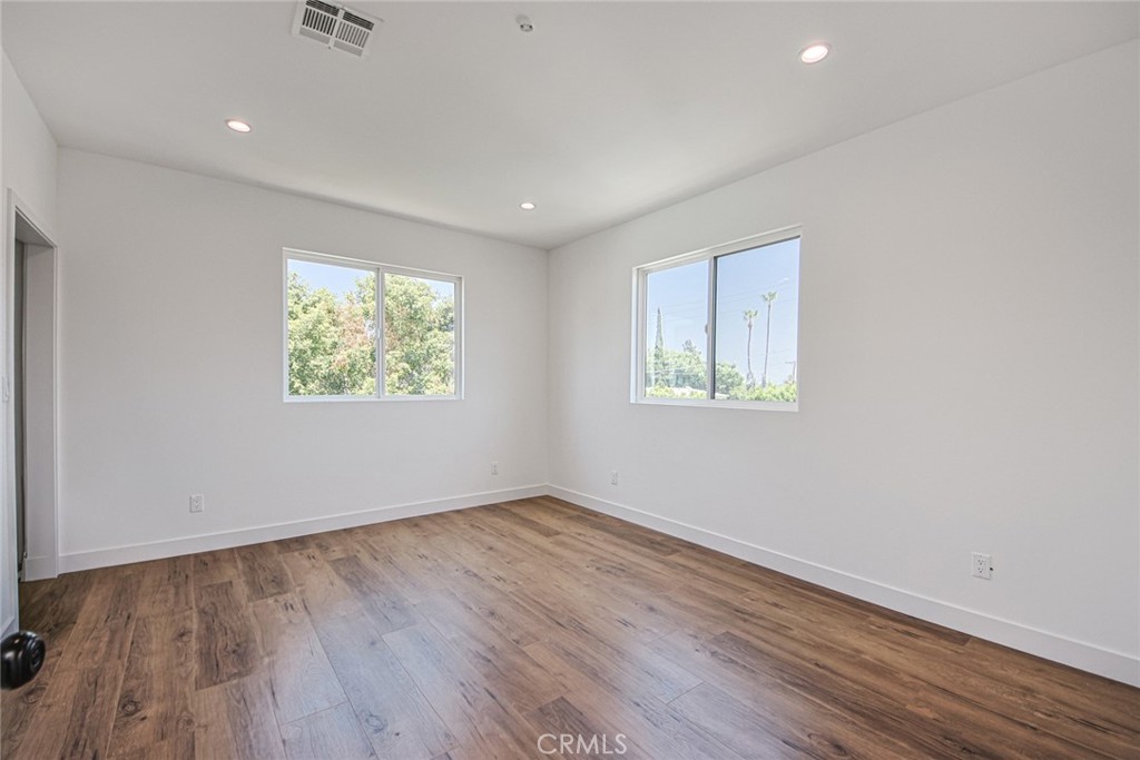 6453 Troost Avenue Property Photo 34
