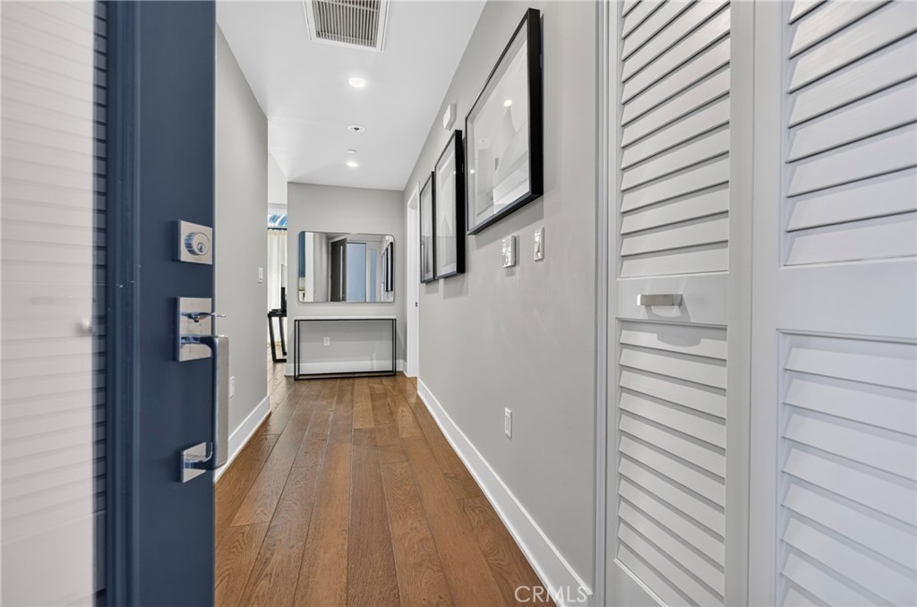 125 Hurlbut Street 202 Property Photo 3