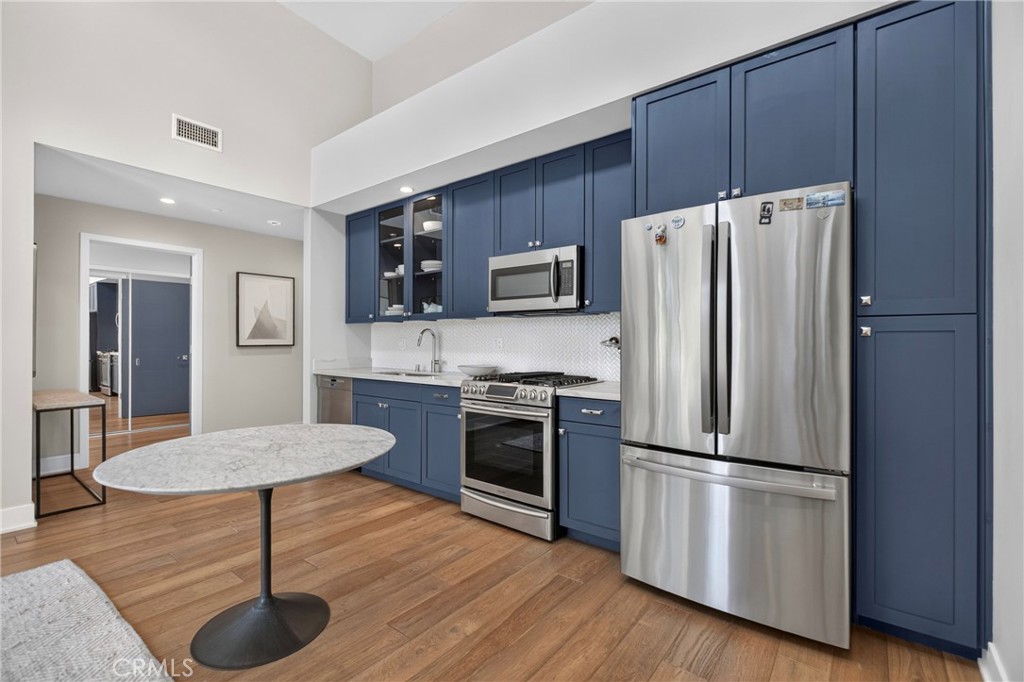 125 Hurlbut Street 202 Property Photo 11