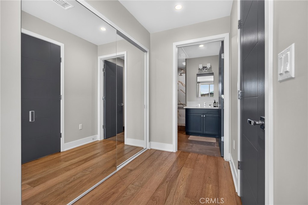 125 Hurlbut Street 202 Property Photo 25
