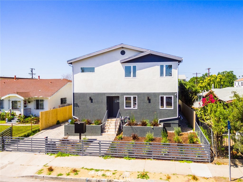 1739 Longwood Avenue Property Photo 1