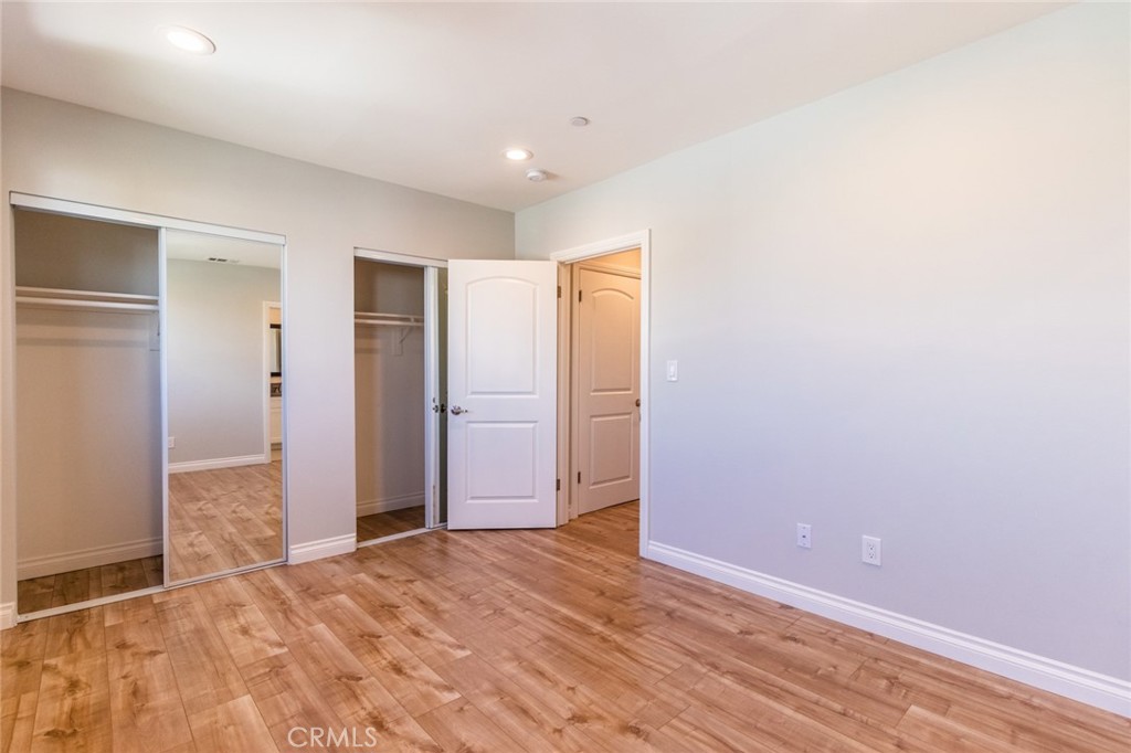 1739 Longwood Avenue Property Photo 19